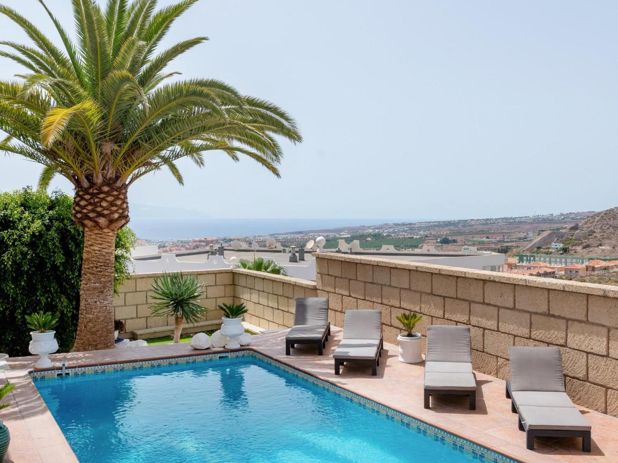 Enchanting Portocervo Holiday home Costa Adeje (Tenerife)